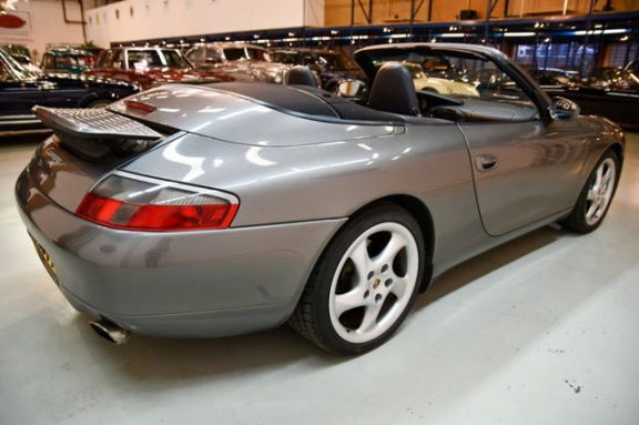 Porsche 911 Cabrio - Carrera 911 CABRIOLET - Afbeelding 2