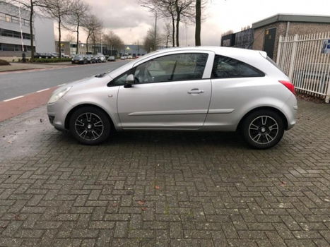 Opel Corsa - 1.2-16V Enjoy Mooie nette auto - 1