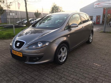 Seat Toledo - 2.0 FSI Stylance PDC/Trekhaak/Climate control - 1