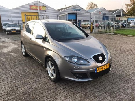 Seat Toledo - 2.0 FSI Stylance PDC/Trekhaak/Climate control - 1