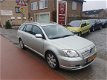 Toyota Avensis Wagon - 2.0 D-4D Linea Terra - 1 - Thumbnail