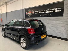 Volkswagen Polo - 1.2 TSI Highline AUTOMAAT | NAVIGATIE | PARKEERSENSOREN | XENON |