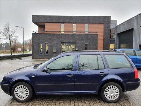 Volkswagen Golf Variant - 1.6 Trendline Nieuwe APK 03-01-2021 - 1