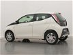 Toyota Aygo - 1.0 VVT-i x-play LX89651 | Automaat | Airco | LED | Radio | Bluetooth | - 1 - Thumbnail