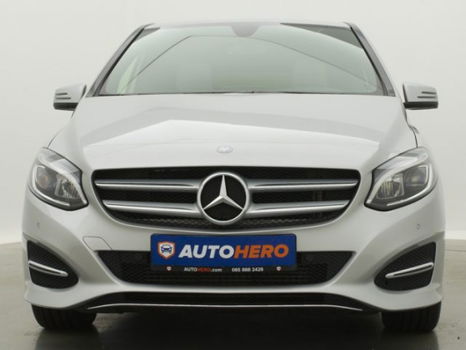 Mercedes-Benz B-klasse - 200 Prestige HS63666 | Automaat | Navi | LED | Climate | Cruise | Parkeerse - 1