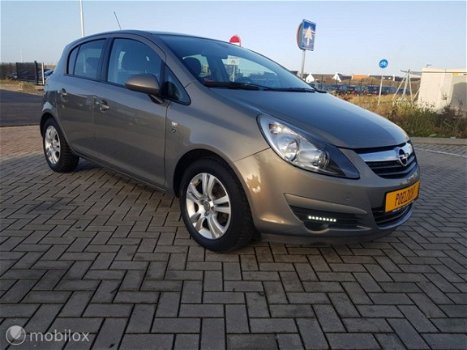 Opel Corsa - 1.4-16V '111' Edition - 1