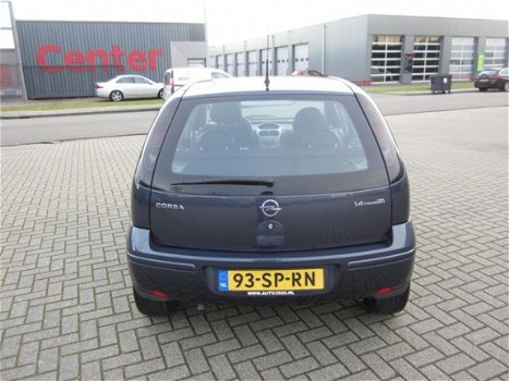 Opel Corsa - 1.4-16V Silverline - 1