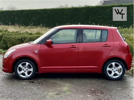 Suzuki Swift - 1.5 Exclusive / Airco / Keyless entry&go / 2e Eig - 1