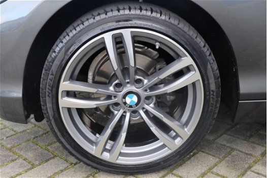 BMW 1-serie - 116i Executive | Navi / PDC / Led / 18 INCH - 1