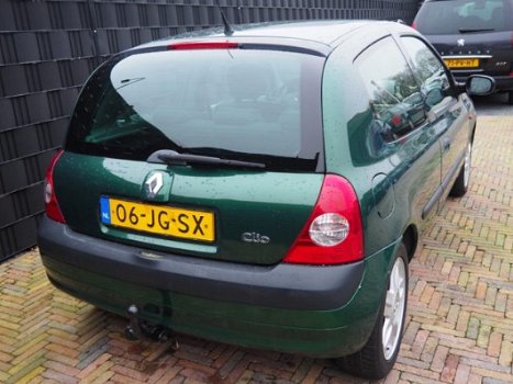 Renault Clio - 1.6 16V DYNAMIQUE/ CLIMA - 1