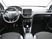 Peugeot 208 - 1.2 PureTech Blue Lion // Navi / Parkeersensoren achter / Airco - 1 - Thumbnail