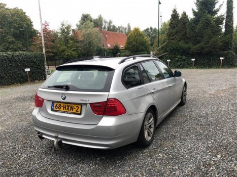 BMW 3-serie Touring - 318i High Executive - 1