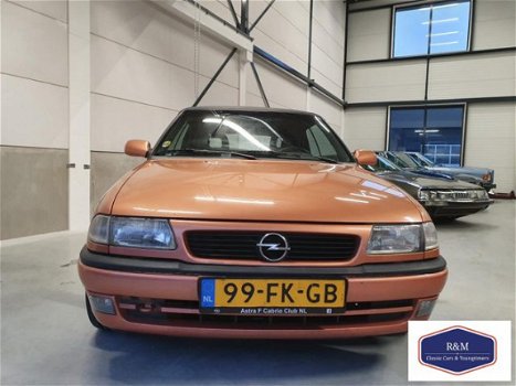 Opel Astra Cabriolet - Bertone 1.8i-16V Comfort - 1