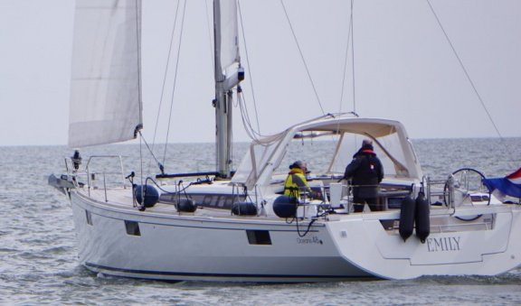 Beneteau Oceanis 48 - 1