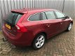 Volvo V60 - 2.4 D6 Twin Engine Momentum ex btw - 1 - Thumbnail