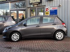 Toyota Yaris - 1.5 Full Hybrid Comfort Incl. 6 maand Bovag garantie