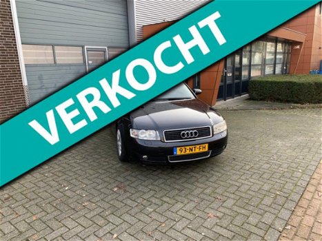 Audi A4 Avant - 2.5 TDI Pro Line MT - 1