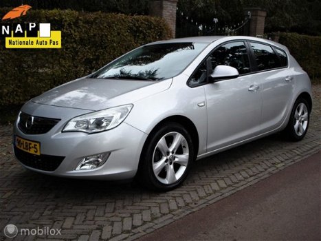 Opel Astra - 1.6 Bwj 2010 APK 10-2020 AIRCO / CRUISE PLAATJE - 1