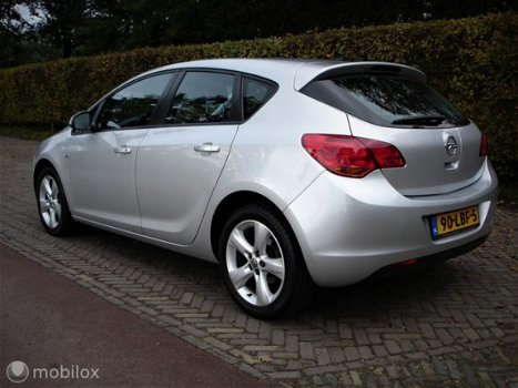 Opel Astra - 1.6 Bwj 2010 APK 10-2020 AIRCO / CRUISE PLAATJE - 1