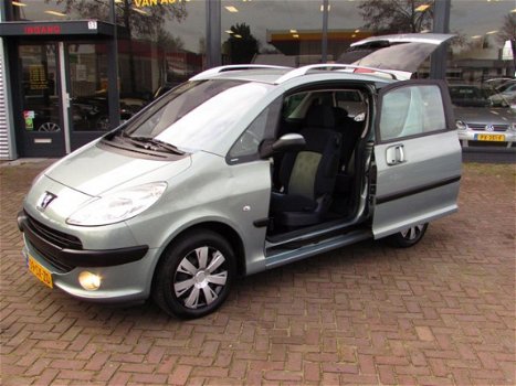 Peugeot 1007 - 1.6-16V Sesam Gentry Automaat.107.000Nap - 1