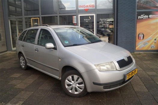 Skoda Fabia Combi - 1.4 Comfort / Elek-Pakket / Airco / Cruise - 1