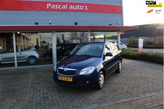 Skoda Fabia Combi - 1.4-16V Ambition airco nw distributie nap - 1