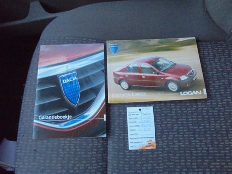 Dacia Logan - 1.6 Lauréate - 1