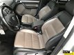 Volkswagen Touran - 2.0 TDI Highline * LEDER * NAVIGATIE * AUTOMAAT - 1 - Thumbnail