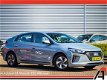Hyundai IONIQ - 1.6 GDi Comfort AUTOMAAT, Navi, Rijstrooksensor, Telefoonintegratie premium - 1 - Thumbnail