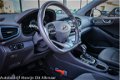 Hyundai IONIQ - 1.6 GDi Comfort AUTOMAAT, Navi, Rijstrooksensor, Telefoonintegratie premium - 1 - Thumbnail