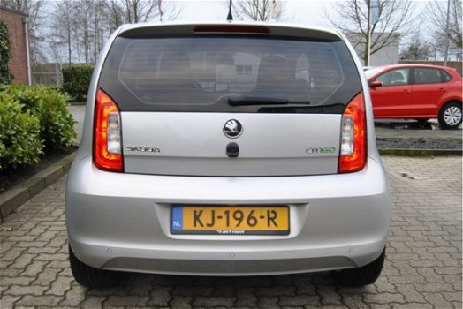 Skoda Citigo - 1.0 navi, cruise, stoelverwarming, airco, armsteun - 1