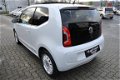Volkswagen Up! - 1.0 White up Leer, panoramdak, cruis, stoelverw, navi - 1 - Thumbnail