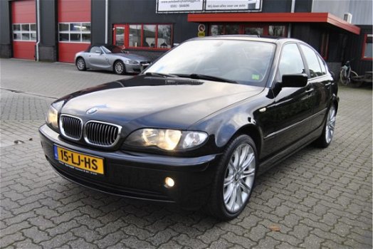 BMW 3-serie - 325i Executive haak, pdc, cruise, clima - 1