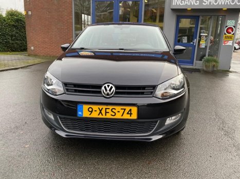 Volkswagen Polo - 1.4-16V Comfortline - 1