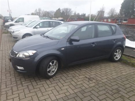 Kia Cee'd - 1.6 CVVT X-tra - 1