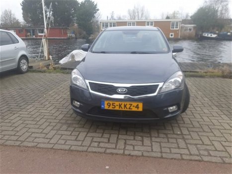 Kia Cee'd - 1.6 CVVT X-tra - 1