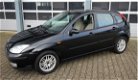 Ford Focus - 2.0-16V Ghia Automaat - 1 - Thumbnail