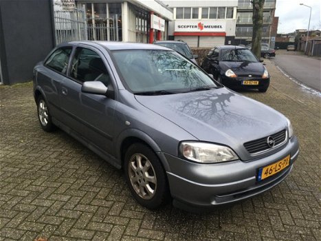 Opel Astra - 1.6 Njoy / AIRCO / 3 DEURS / LM VELGEN / APK 24 FEBRUARI 2020 - 1