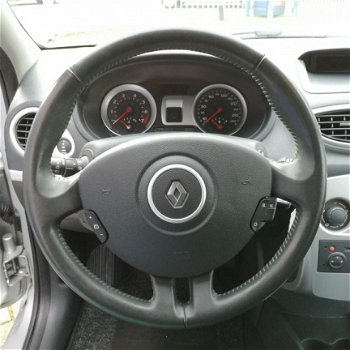 Renault Clio - 1.2-16v Rip Curl 5Drs - 1