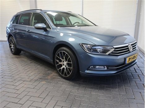 Volkswagen Passat Variant - Comfortline 2.0TDi Automaat | DSG | Navigatie | Parkpilot | - 1