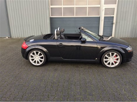 Audi TT Roadster - 1.8 5V Turbo quattro 225 PK - 1