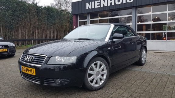 Audi A4 Cabriolet - 1.8 Turbo S-Line - 1