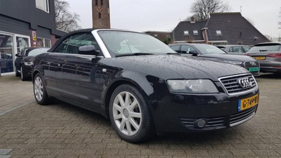 Audi A4 Cabriolet - 1.8 Turbo S-Line - 1