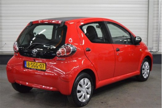 Toyota Aygo - 1.0 VVT-i Now +AIRCO/ELECTR.PAKKET - 1