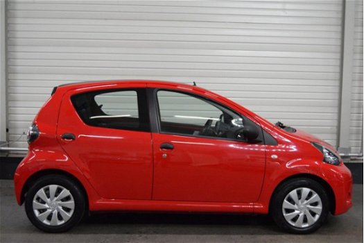 Toyota Aygo - 1.0 VVT-i Now +AIRCO/ELECTR.PAKKET - 1