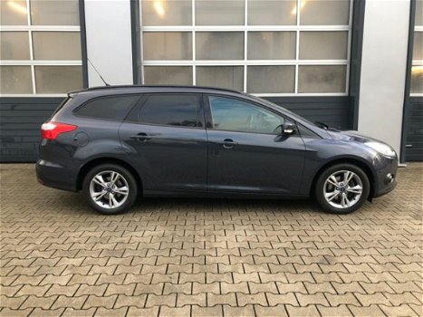 Ford Focus - TREND EcoBoost / Cruisecontrol / Airco - 1