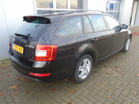 Skoda Octavia Combi - 1.6 TDI Greenline Business Clim, NAV - 1