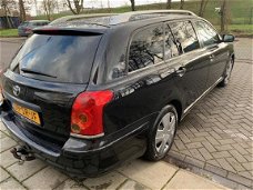 Toyota Avensis Wagon - 2.2 D-4D Executive