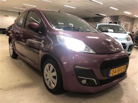 Peugeot 107 - 1.0 Active Airco, Elec.Pakket, Dagrijverlichting - 1