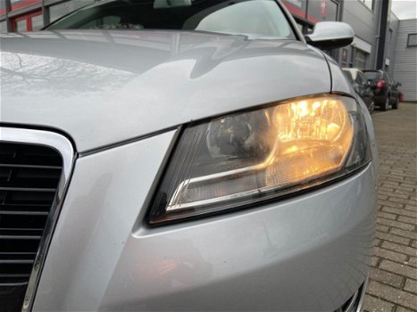 Audi A3 Sportback - 1.2 TFSI Ambiente Automatische airco, Cruise - 1